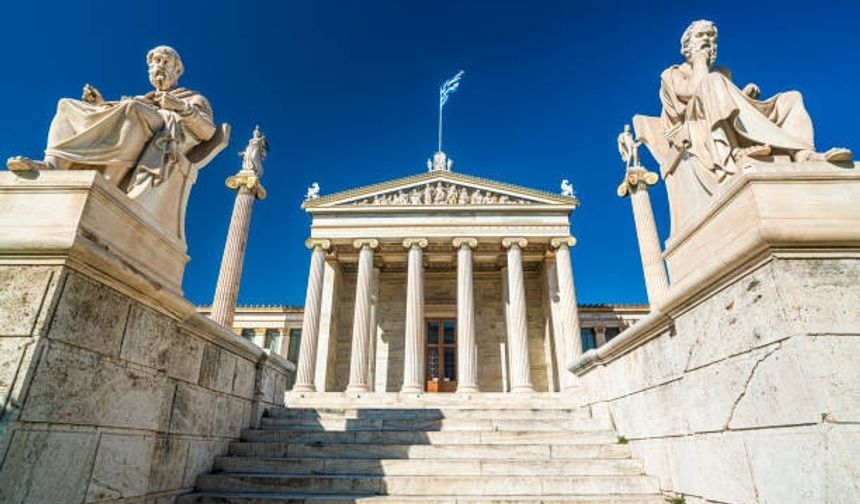 Antik Yunan’dan Aristoteles’e: Felsefenin Köklerine Yolculuk