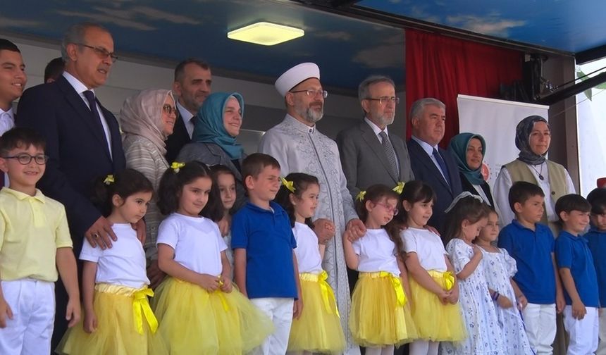 Gezici Mobil Kur’an Kursu Projesi Başladı: Ali Erbaş “Çağın Gereksinimlerine Uygun Eğitimle Çocuklarımızı Değerlerimize Bağlı Yetiştireceğiz”