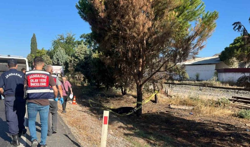 Aydın İncirliova'da Feci Kaza: Motosikletiyle Şarampole Uçan Selim Ertaş Olay Yerinde Hayatını Kaybetti