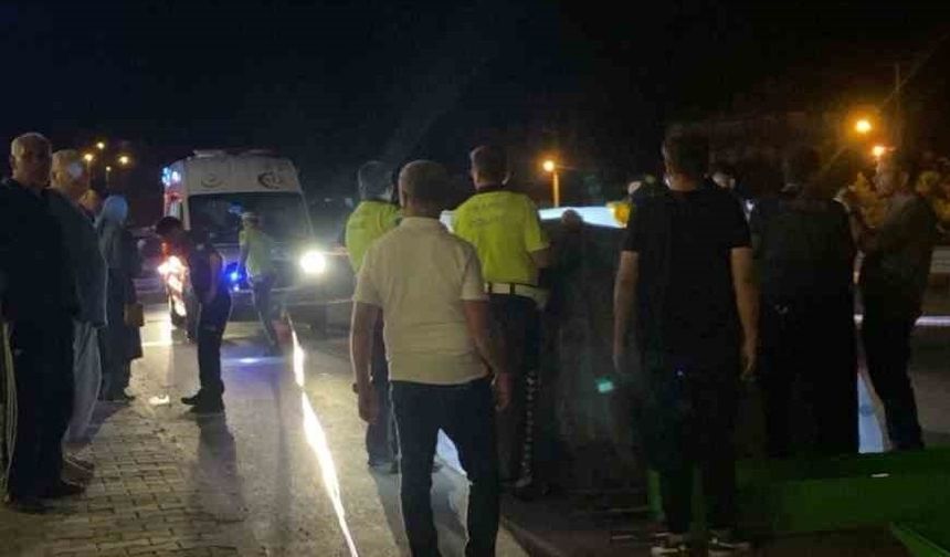 Antalya-Burdur Karayolu’nda Feci Kaza: 61 Yaşındaki Fatma Seyrek Yolun Karşısına Geçerken Otomobilin Çarpmasıyla Can Verdi