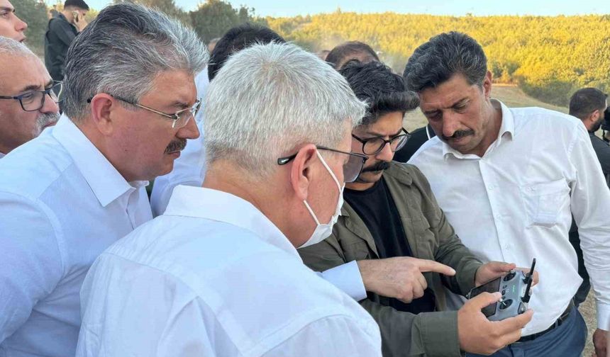 Osmaniye’de Korkutan Yangın! Sumbas'ta Alevler Zeytinliklere Sıçradı, Ekipler Havadan ve Karadan Müdahale Ediyor