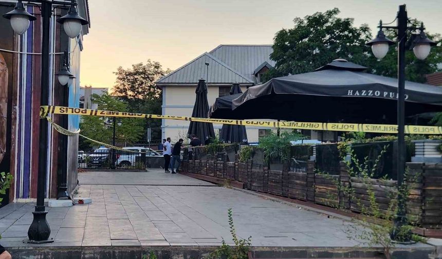 Tunceli’de silahlı saldırı şoku! Restoran eski sahibinin açtığı ateşte 1 kişi öldü, 1 kişi yaşam savaşı veriyor