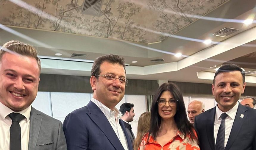 İLGİNÇ!;Özlem Erkan’ın İmamoğlu ve Özgür Çelik’le Çekilen Fotoğrafı Ne Anlama Geliyor?