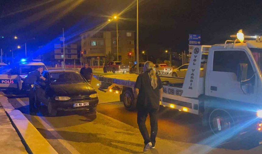Eskişehir'de Gece Yarısı Dehşeti: Sokak Ortasında Silahla Vurulan Genç Adam Kanlar İçinde Yere Yığıldı, Saldırgan Kaçtı!