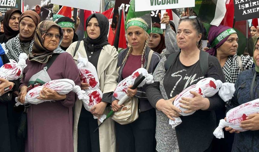 Ümraniye Halkı Filistin İçin Tek Yürek Oldu: Gazze’de Ölen Çocuklar Yürüyüşte Sembolleştirildi