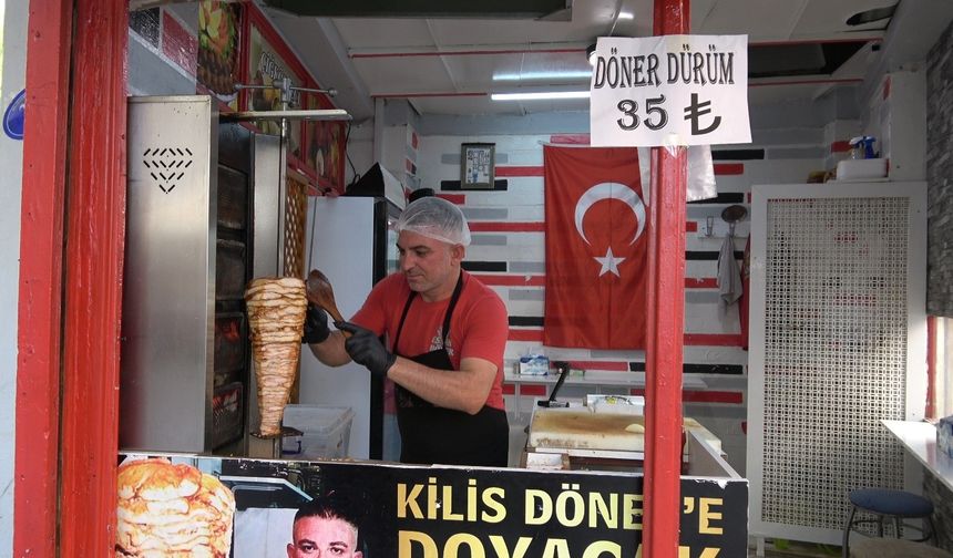 Kilis’te Döner Ustası Ali Karabalık Fiyatları Sabit Tutup 35 Liradan Satışa Devam Ediyor