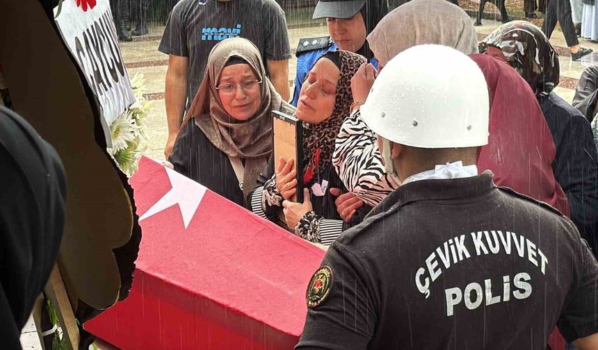 Bolu’nun Mengen İlçesinde Trafik Kazasında Şehit Olan Talha Uluadaoğlu Karabük’te Son Yolculuğuna Uğurlandı