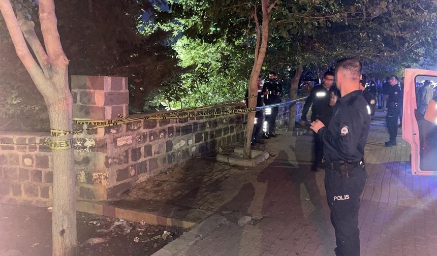 Cami bahçesinde şok olay! Gömülü halde yeni doğmuş bebek cesedi bulundu