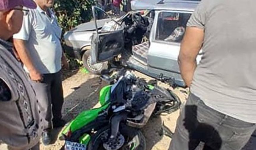 Mersin’de trafik kazasında Ahmet Er ve otomobil sürücüsü Ahmet Aluftekin hayatını kaybetti