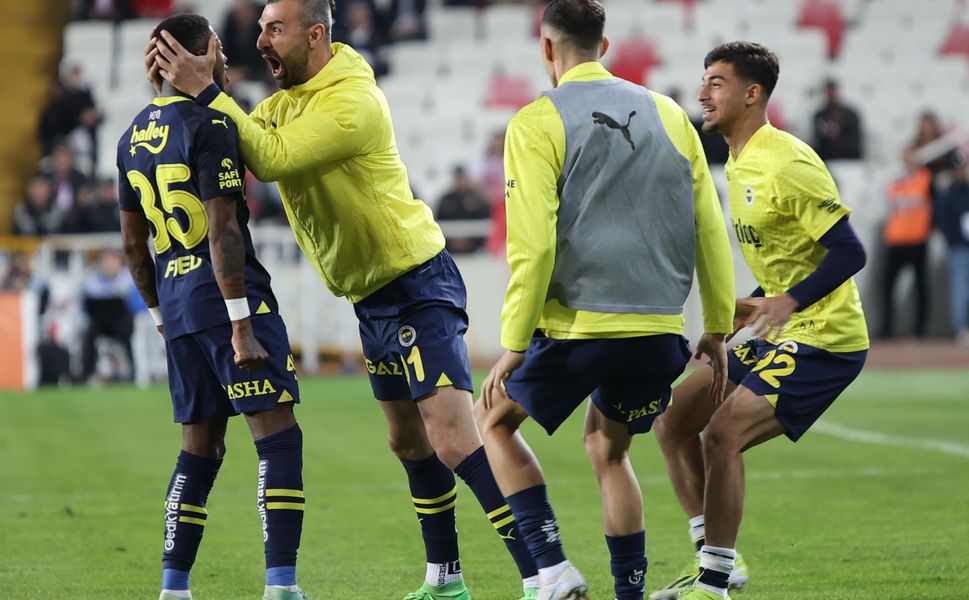 Sivasspor ve Fenerbahçe Arasındaki Mücadele Beraberlikle Sonuçlandı