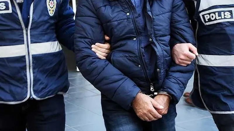 Polis Gözaltı