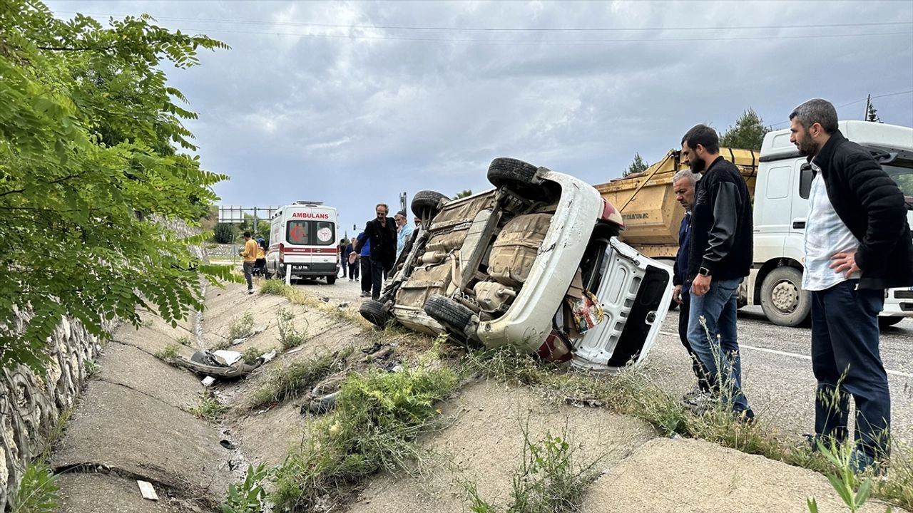Adiyamanda Trafik Kazalarinda 2 Kisi Oldu 2 Kisi Agir Yaralandi