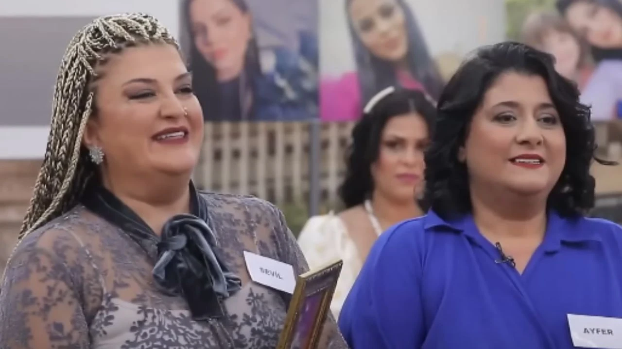 Geli̇ni̇m Mutfakta Sevi̇l Öter