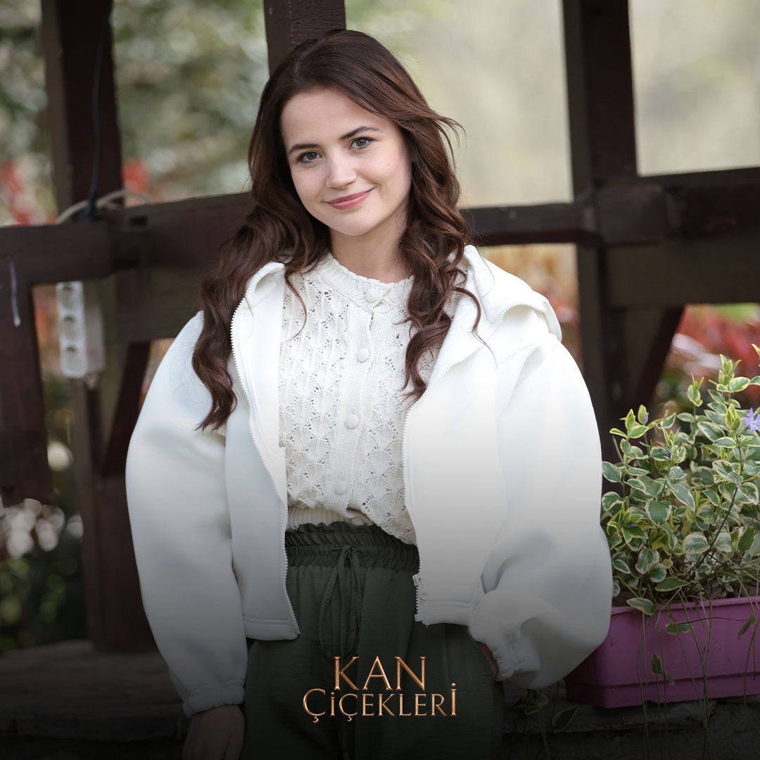 Kan Çiçekleri Dilan