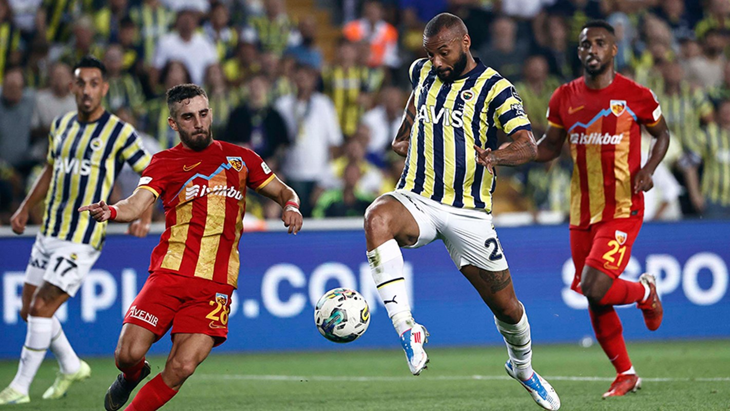 Kayseri̇spor Fenerbahçe Mücadelesi̇0000222