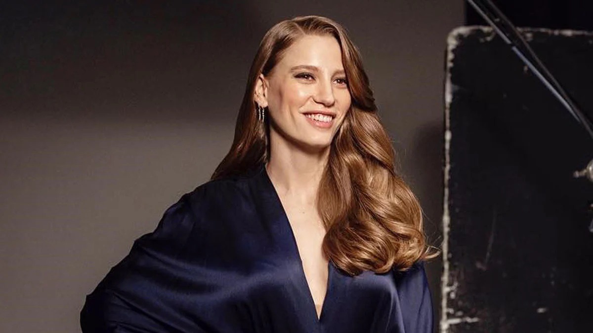 Serenay Sarikaya Boyu Kilosu 6