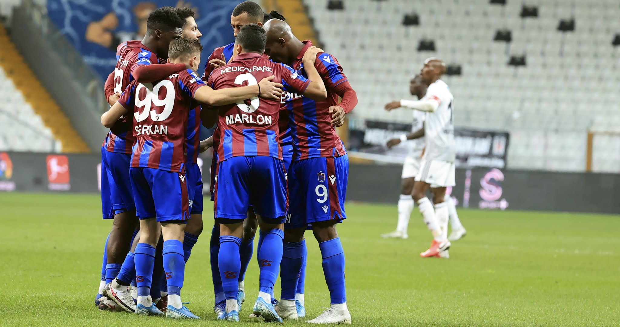 Trabzonspor Beşi̇ktaş222400444