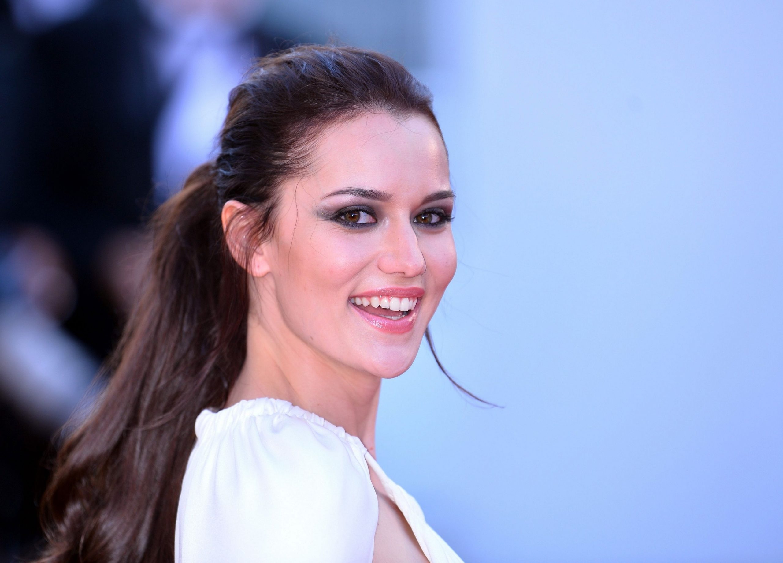 Fahriye Evcen 2