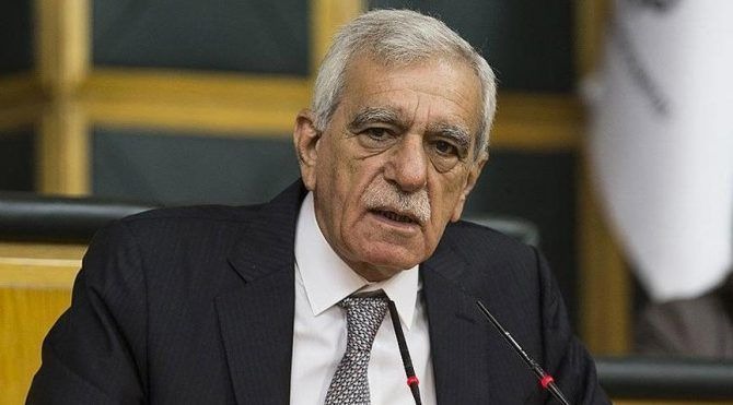 Ahmet Türk-1