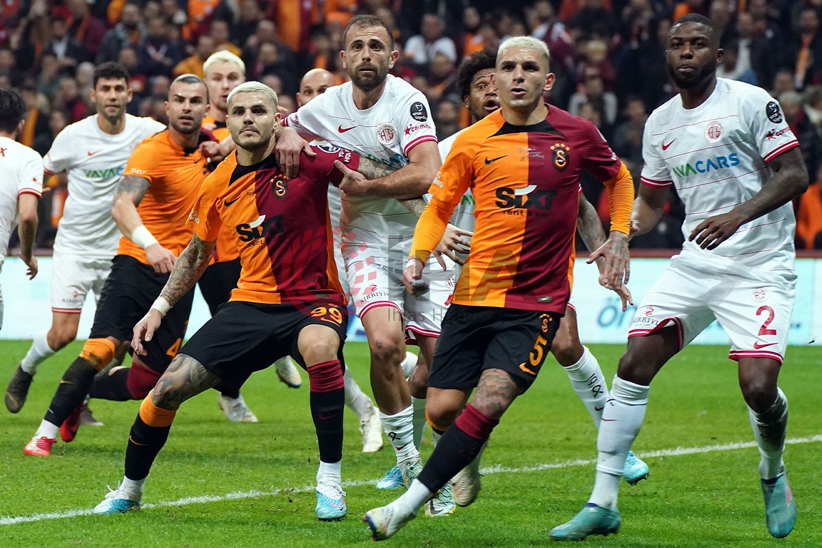 Galatasaray Paok Maçı08080880