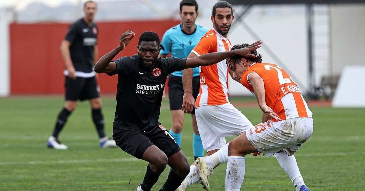 Ümraniyespor Adanaspor Maçı 2