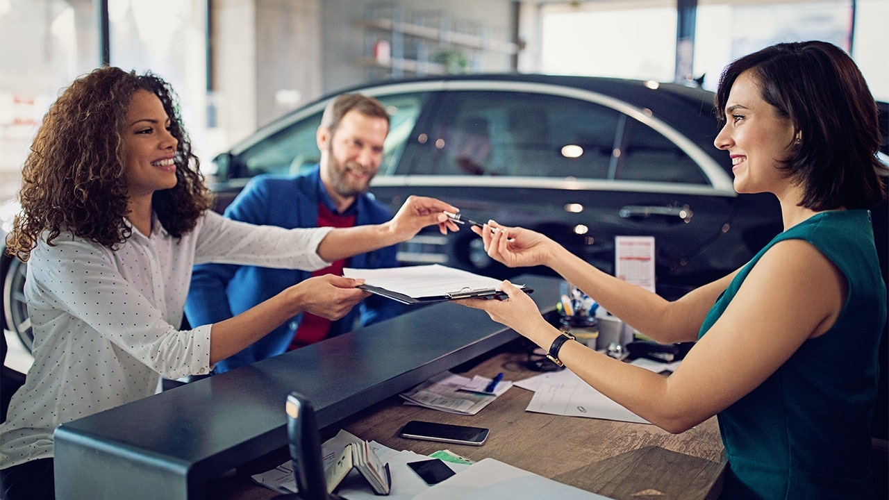 Buy Lease Car I Stock 2