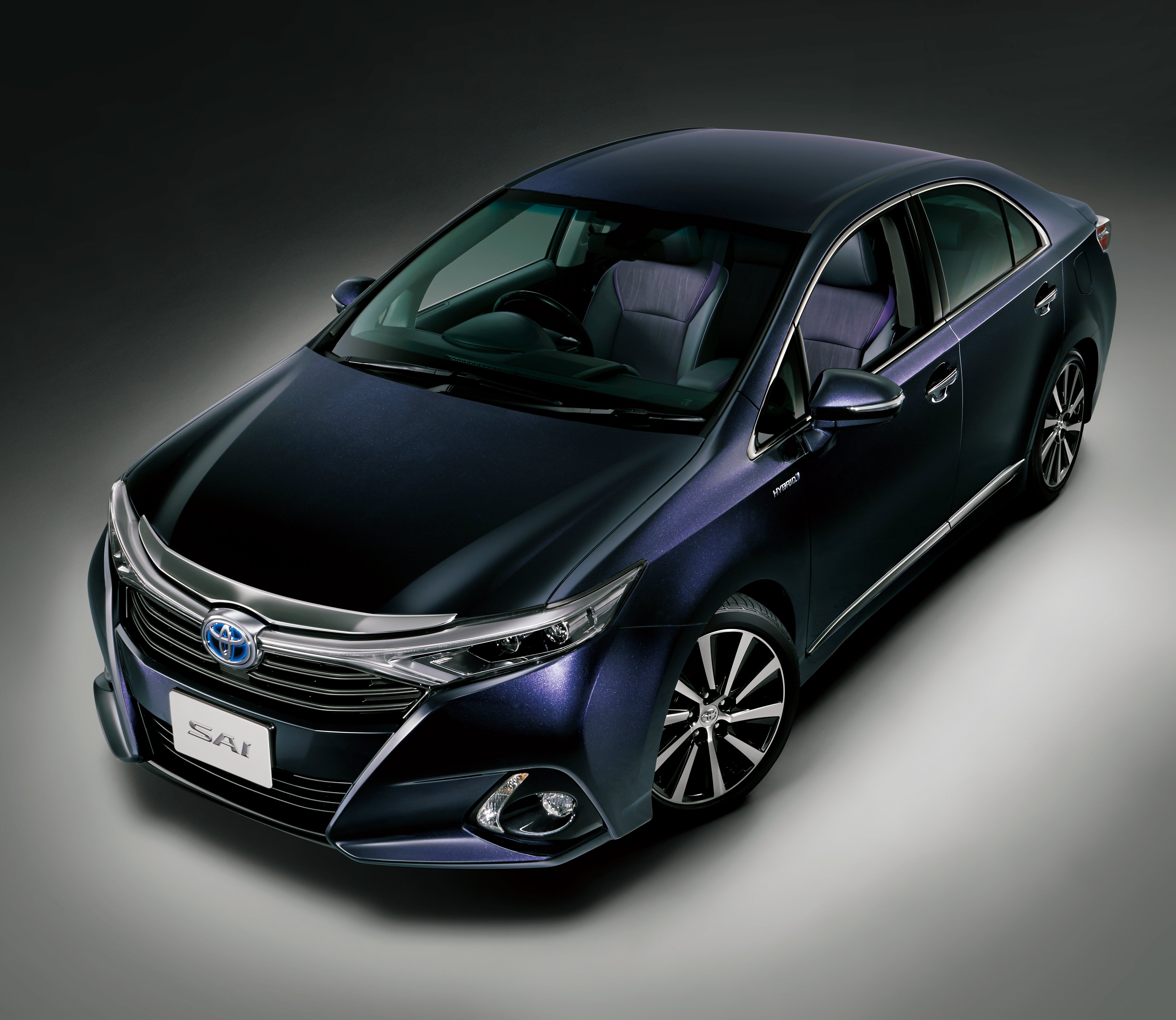 1022891 Toyota Sai G Viola 2015