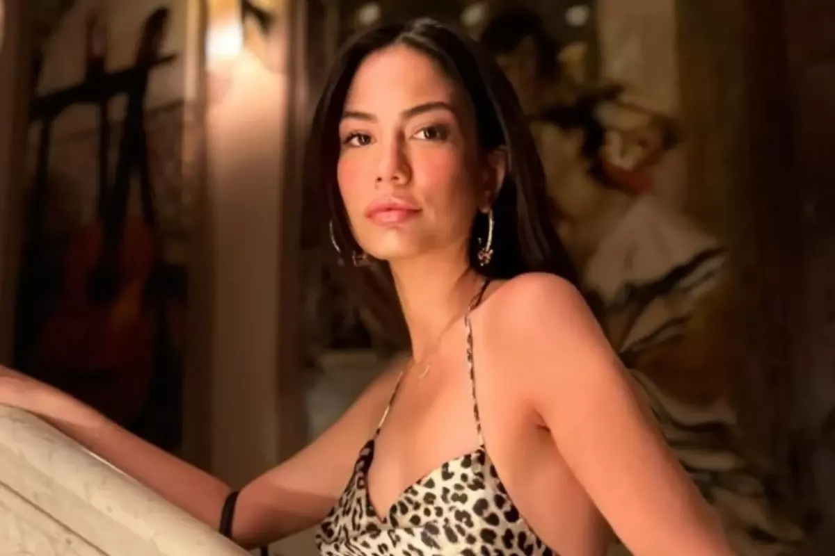 Demet Ozdemir Studyoya Girdi Esr