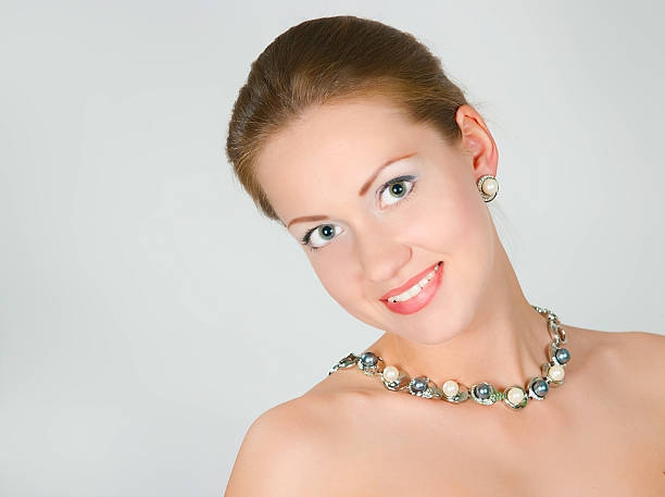 Girl With A Pearl Necklace