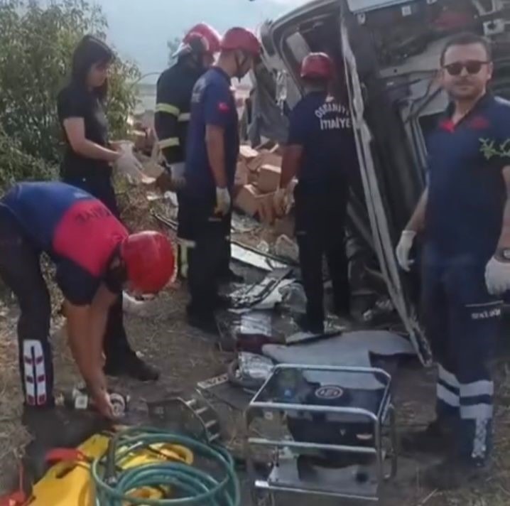 Osmaniyede Devrilen Tirin Surucu