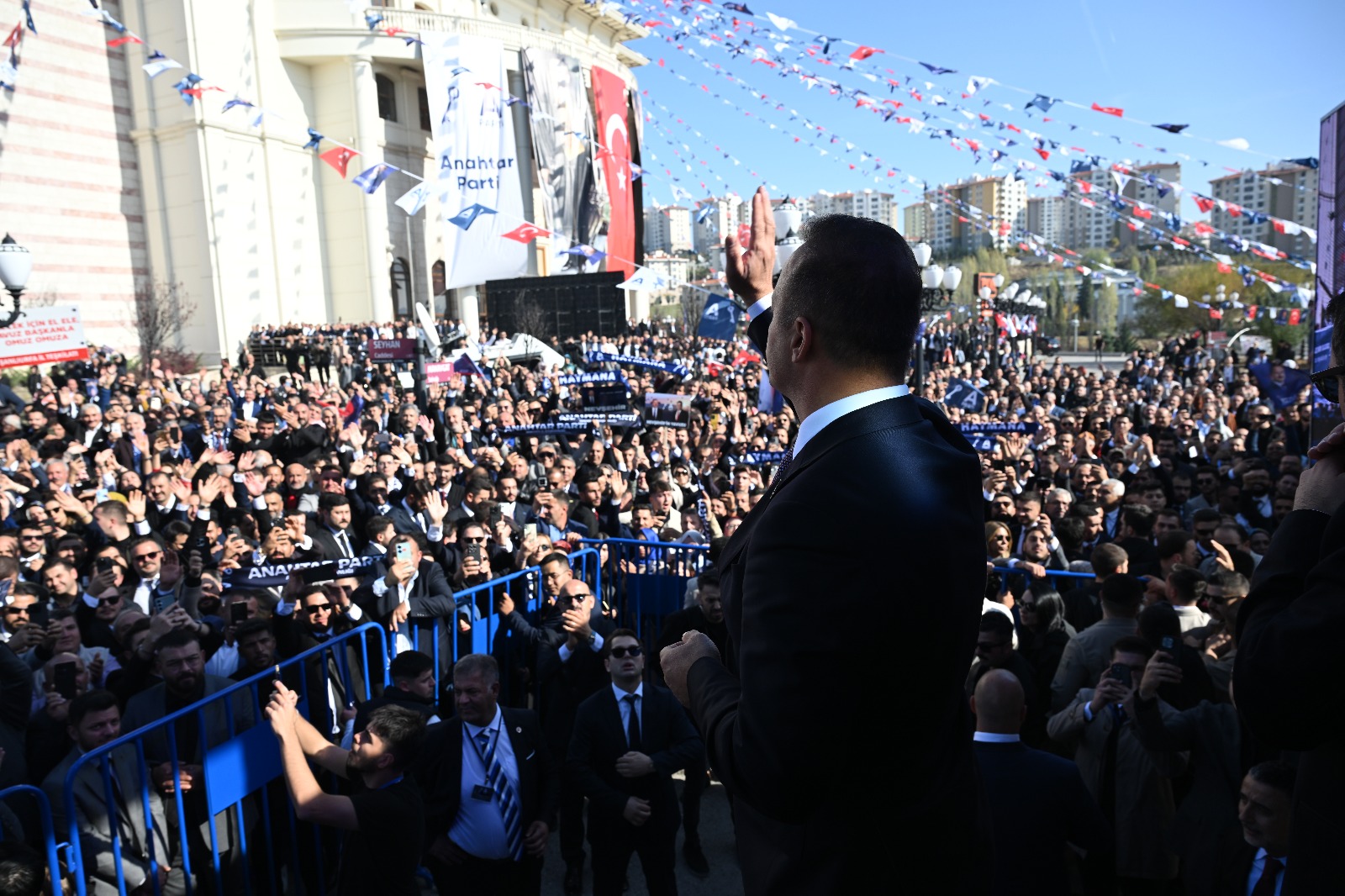 Whatsapp Image 2025 11 01 At 20.53.02 (1)